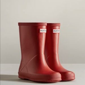 Unisex Red Hunter boots!